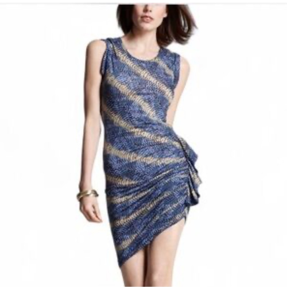 BCBGMAXAZRIA
Dress - Sarafina Side Ruffle
